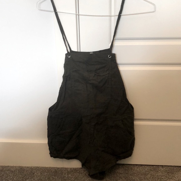 Romper - Picture 1 of 2